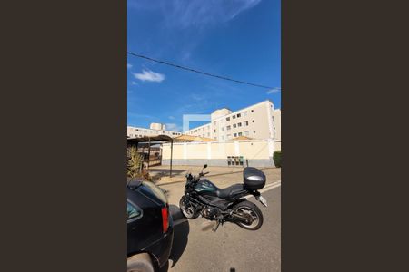 Apartamento à venda com 44m², 2 quartos e 1 vaga Apartamento à venda com 44m², 2 quartos e 1 vagaFachada e portaria