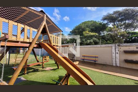 Apartamento à venda com 44m², 2 quartos e 1 vaga Apartamento à venda com 44m², 2 quartos e 1 vagaÁrea comum - Playground