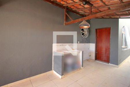 Casa à venda com 360m², 4 quartos e 2 vagasÁrea de Serviço
