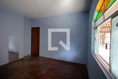 Casa à venda com 360m², 4 quartos e 2 vagasSuite