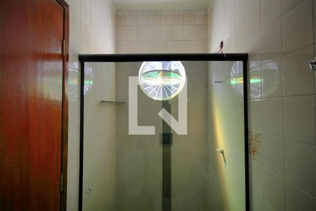 Casa à venda com 360m², 4 quartos e 2 vagasBanheiro da Suíte