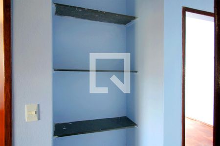 Casa à venda com 360m², 4 quartos e 2 vagasCorredor