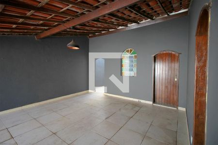 Casa à venda com 360m², 4 quartos e 2 vagasVaranda Frontal – Vagas