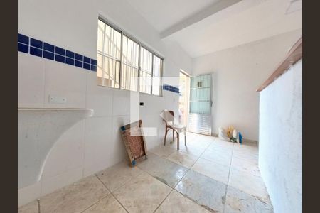 Casa à venda com 160m², 3 quartos e 1 vagaLavanderia