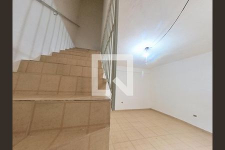 Casa à venda com 160m², 3 quartos e 1 vagaEspaço Separado - Cômodo Parte de Baixo
