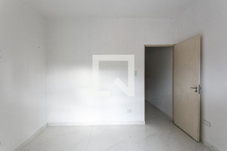 Quarto 1 de casa para alugar com 2 quartos, 120m² em Vila Mazzei, São Paulo