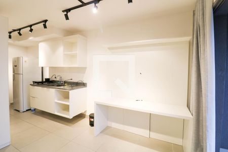 Studio de kitnet/studio para alugar com 1 quarto, 25m² em Santo Amaro, São Paulo