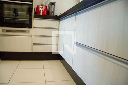 Apartamento à venda com 94m², 2 quartos e 2 vagas Apartamento à venda com 94m², 2 quartos e 2 vagasCozinha