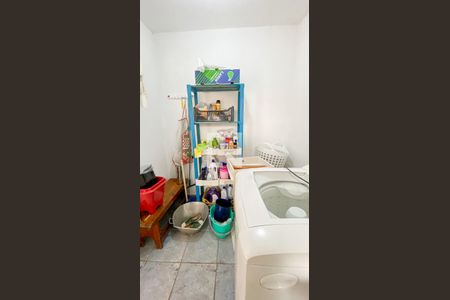 Casa à venda com 246m², 3 quartos e 4 vagasÁrea de Serviço