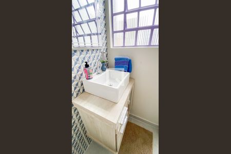 Casa à venda com 246m², 3 quartos e 4 vagasLavabo