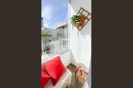 Casa à venda com 246m², 3 quartos e 4 vagasVaranda Suite