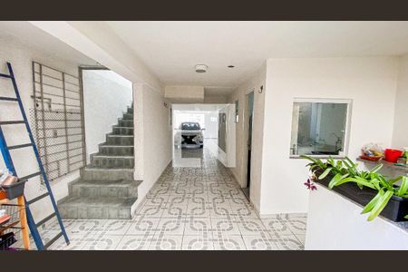Casa à venda com 246m², 3 quartos e 4 vagasGaragem - Quintal