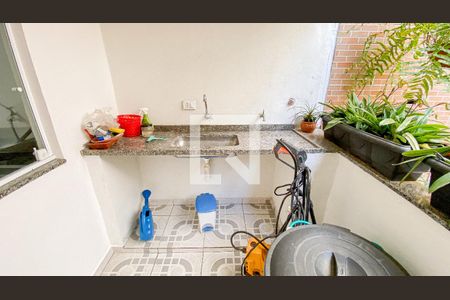 Casa à venda com 246m², 3 quartos e 4 vagasQuintal