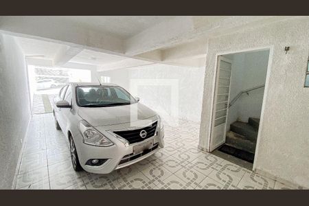 Casa à venda com 246m², 3 quartos e 4 vagasGaragem - Quintal