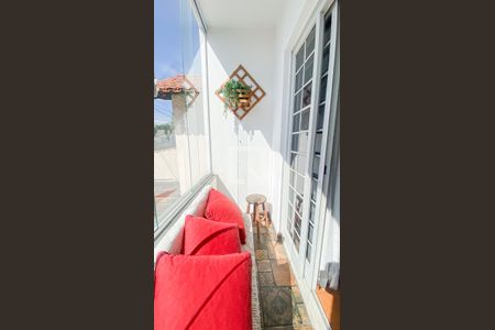 Casa à venda com 246m², 3 quartos e 4 vagasVaranda Suite