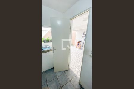 Casa à venda com 246m², 3 quartos e 4 vagasÁrea de Serviço