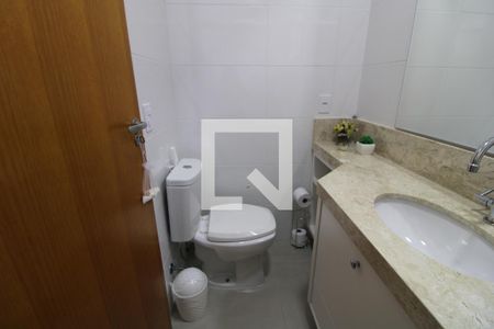 Casa à venda com 175m², 3 quartos e 4 vagasBanheiro da suíte 1