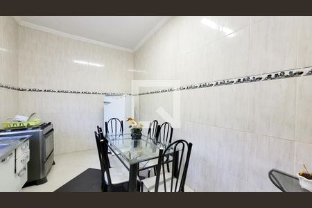 Casa para alugar com 411m², 5 quartos e 12 vagas Casa para alugar com 411m², 5 quartos e 12 vagasCozinha