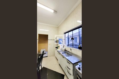 Casa para alugar com 411m², 5 quartos e 12 vagas Casa para alugar com 411m², 5 quartos e 12 vagasCozinha