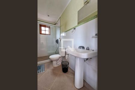 Casa à venda com 300m², 3 quartos e 4 vagas Casa à venda com 300m², 3 quartos e 4 vagasBanheiro Social