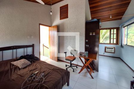 Casa à venda com 300m², 3 quartos e 4 vagas Casa à venda com 300m², 3 quartos e 4 vagasSuíte 3