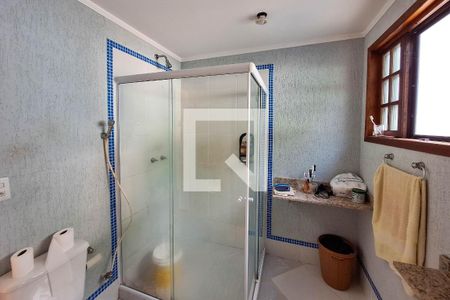 Casa à venda com 300m², 3 quartos e 4 vagas Casa à venda com 300m², 3 quartos e 4 vagasBanheiro da Suíte 2