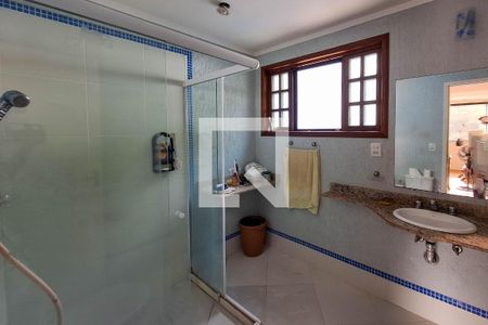 Casa à venda com 300m², 3 quartos e 4 vagas Casa à venda com 300m², 3 quartos e 4 vagasBanheiro da Suíte 2