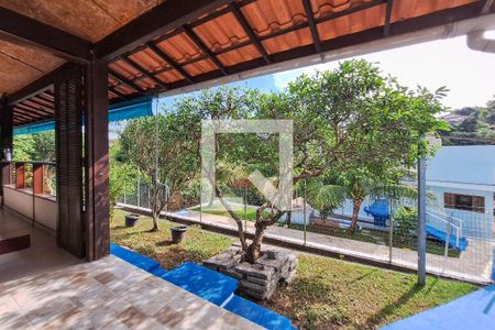 Casa à venda com 300m², 3 quartos e 4 vagas Casa à venda com 300m², 3 quartos e 4 vagasárea de lazer