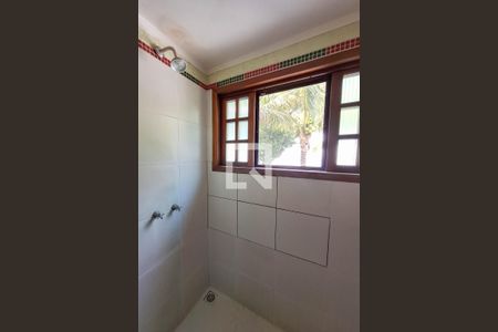 Casa à venda com 300m², 3 quartos e 4 vagas Casa à venda com 300m², 3 quartos e 4 vagasBanheiro da Suíte 1