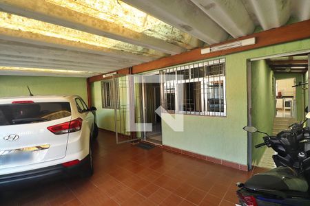 Casa à venda com 240m², 2 quartos e 2 vagasGaragem