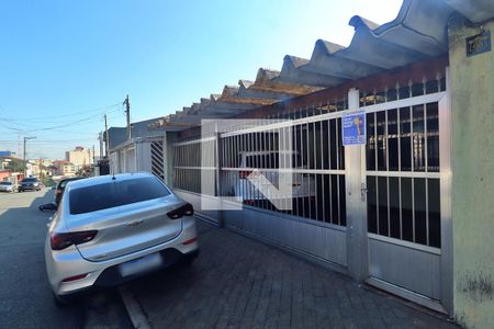 Casa à venda com 240m², 2 quartos e 2 vagasFachada