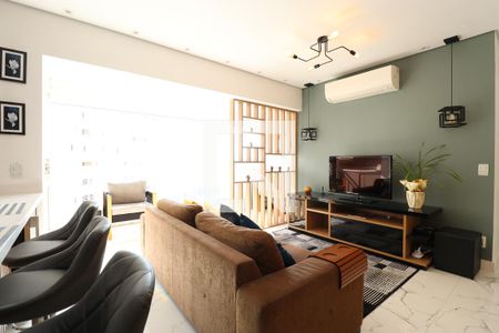 Sala de TV de apartamento para alugar com 2 quartos, 80m² em Água Branca, São Paulo