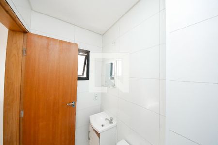 Apartamento à venda com 44m², 2 quartos e sem vaga Apartamento à venda com 44m², 2 quartos e sem vagaBanheiro