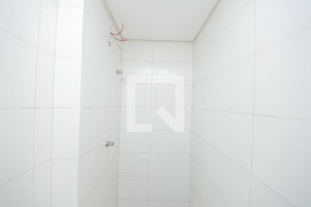 Apartamento à venda com 44m², 2 quartos e sem vaga Apartamento à venda com 44m², 2 quartos e sem vagaBanheiro