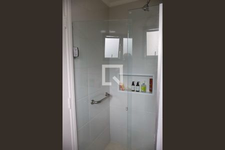 Apartamento à venda com 194m², 4 quartos e 3 vagas Apartamento à venda com 194m², 4 quartos e 3 vagasBanheiro da Suíte 2