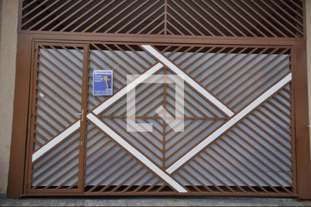 Casa à venda com 120m², 3 quartos e 1 vagaFachada