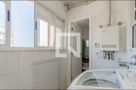 Apartamento à venda com 246m², 3 quartos e 2 vagas Apartamento à venda com 246m², 3 quartos e 2 vagasÁrea de Serviço