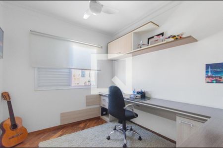 Apartamento à venda com 246m², 3 quartos e 2 vagas Apartamento à venda com 246m², 3 quartos e 2 vagasQuarto 2