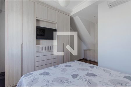 Apartamento à venda com 246m², 3 quartos e 2 vagas Apartamento à venda com 246m², 3 quartos e 2 vagasQuarto 3