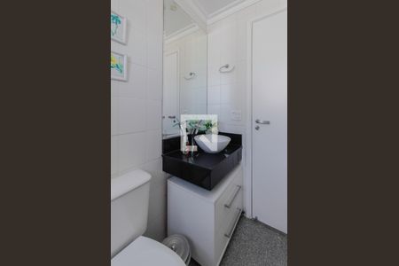 Apartamento à venda com 246m², 3 quartos e 2 vagas Apartamento à venda com 246m², 3 quartos e 2 vagasBanheiro 1