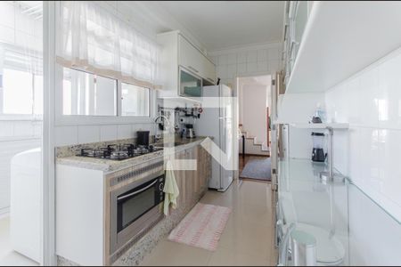 Apartamento à venda com 246m², 3 quartos e 2 vagas Apartamento à venda com 246m², 3 quartos e 2 vagasCozinha
