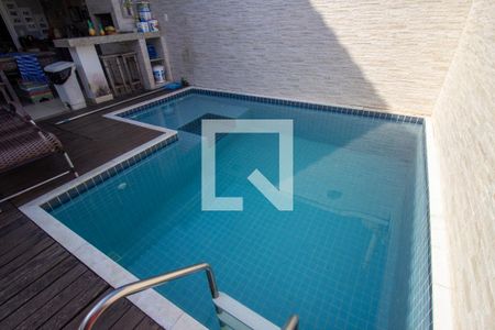 Casa de condomínio para alugar com 250m², 4 quartos e 2 vagas Casa de condomínio para alugar com 250m², 4 quartos e 2 vagasPiscina