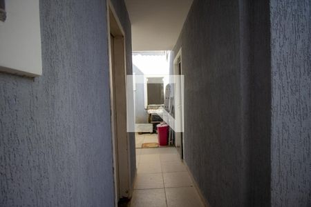 Casa de condomínio para alugar com 250m², 4 quartos e 2 vagas Casa de condomínio para alugar com 250m², 4 quartos e 2 vagasCozinha e Área de Serviço