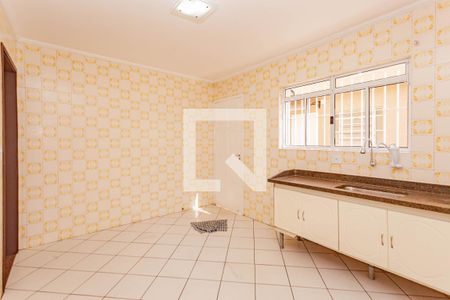 Casa à venda com 390m², 3 quartos e 2 vagasCozinha