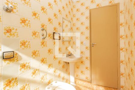 Casa à venda com 390m², 3 quartos e 2 vagasBanheiro Social