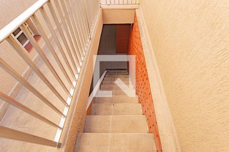 Casa à venda com 390m², 3 quartos e 2 vagasEscada