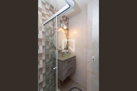 Apartamento para alugar com 77m², 2 quartos e 2 vagasBanheiro