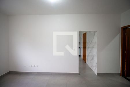 Sala de casa para alugar com 2 quartos, 57m² em Jardim Santo Elias (são Miguel), São Paulo