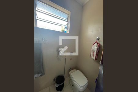 Casa à venda com 130m², 4 quartos e 3 vagas Casa à venda com 130m², 4 quartos e 3 vagasBanheiro da Suíte 1