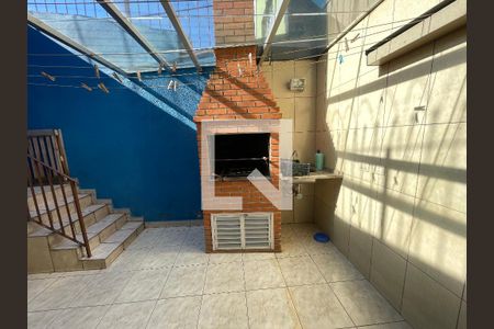 Casa à venda com 130m², 4 quartos e 3 vagas Casa à venda com 130m², 4 quartos e 3 vagasChurrasqueira